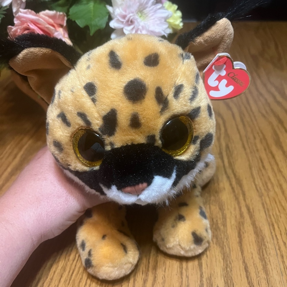 Ty Classic Collection Leopard Plush- “Larry”🐆🐆🐆 NWT - Picture 5 of 5